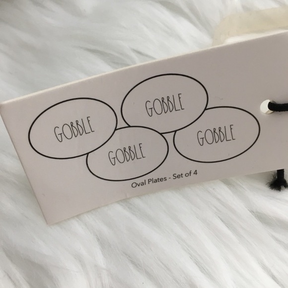 Rae Dunn | Set of 4 Oval Gobble Plates - Picture 5 of 6